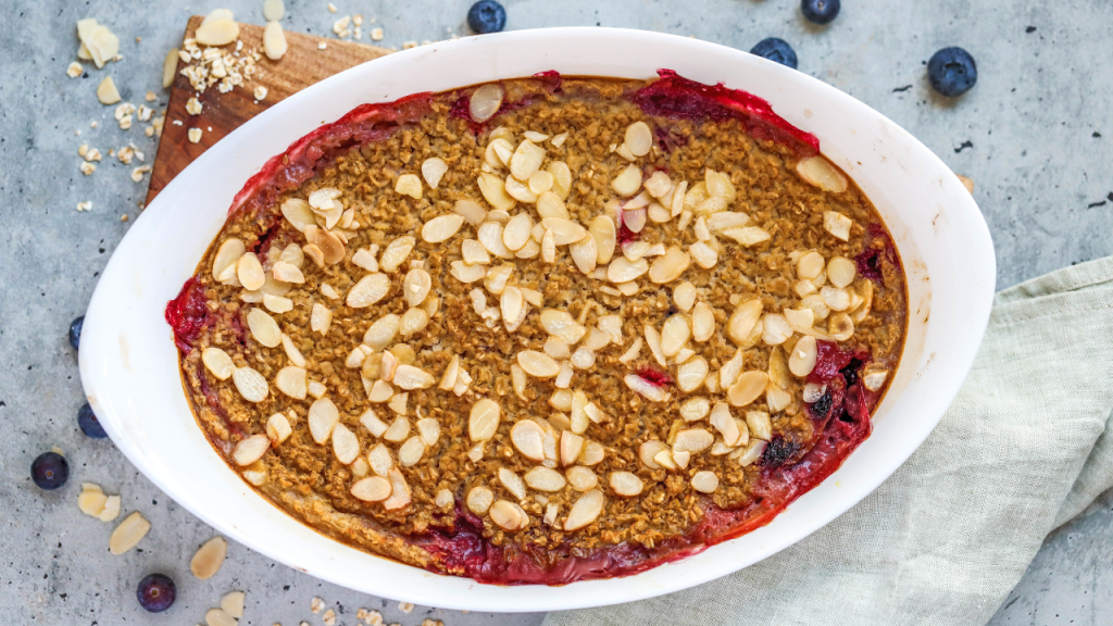 PoB-Almond & Berry Baked Oatmeal